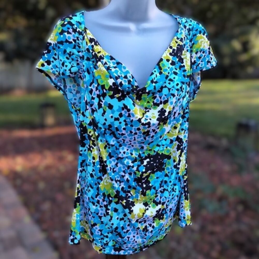 Darling Floral top by Worthington Like New L